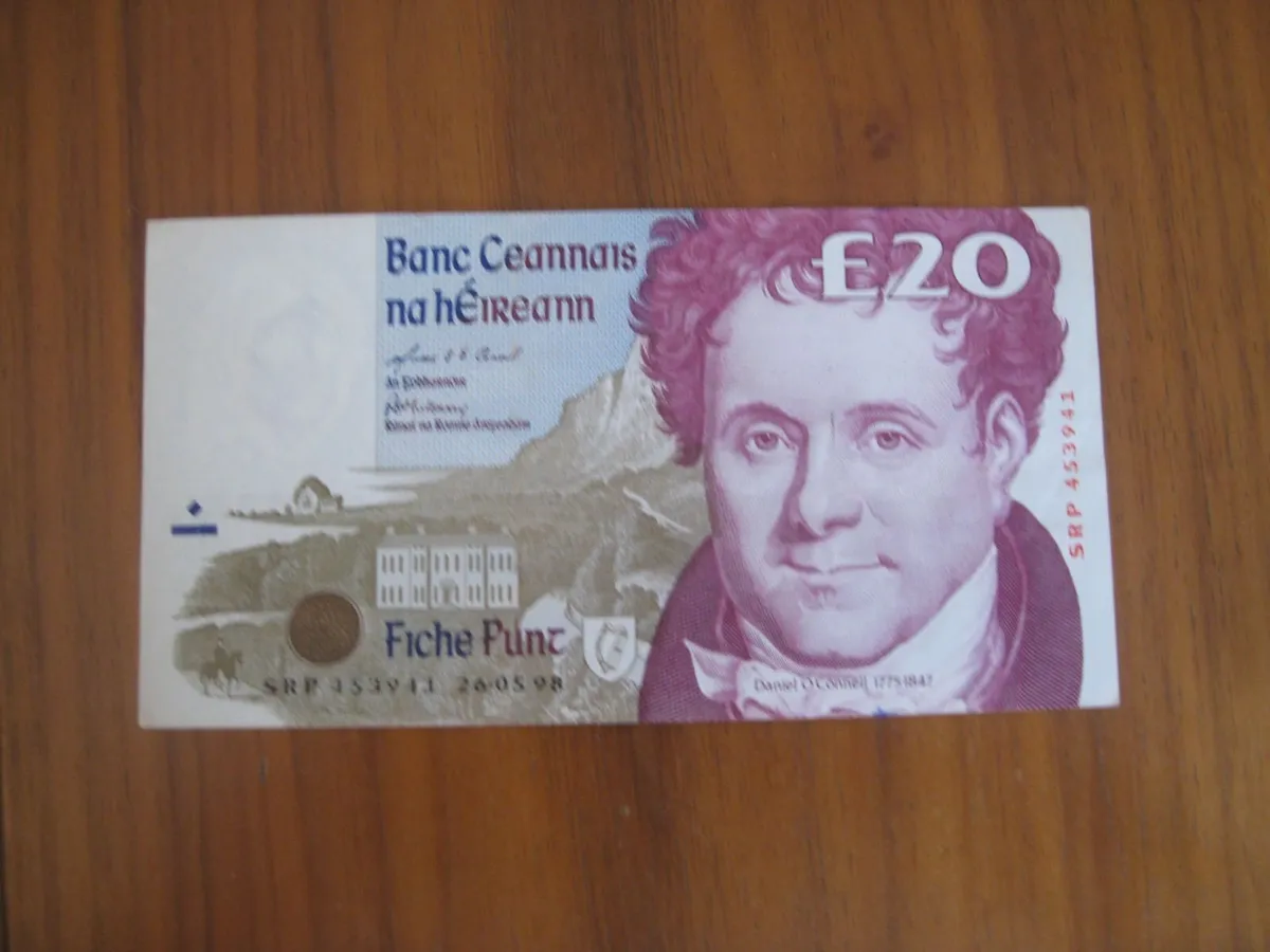 20 Pound C Series Notes - 45 Euros Each - Image 1