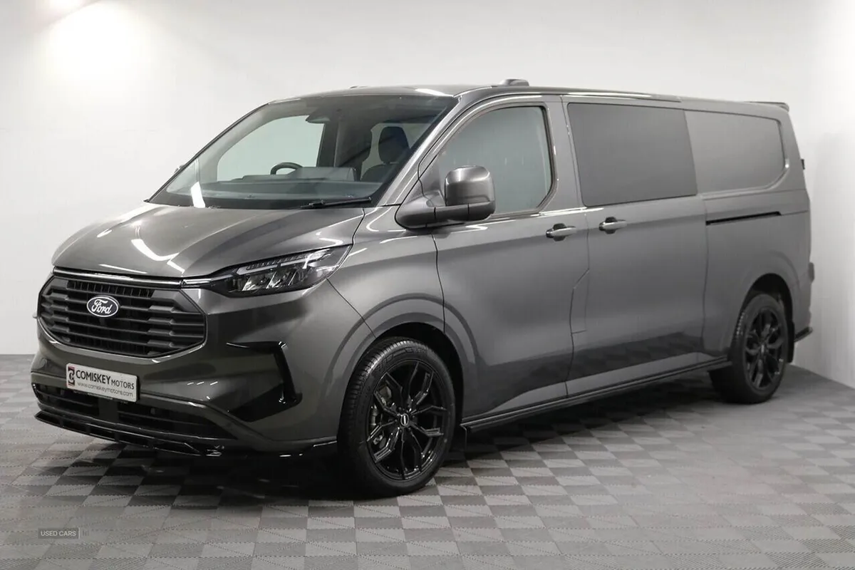 Ford Transit Custom 320 EcoBlue Limited Crew Van D - Image 3
