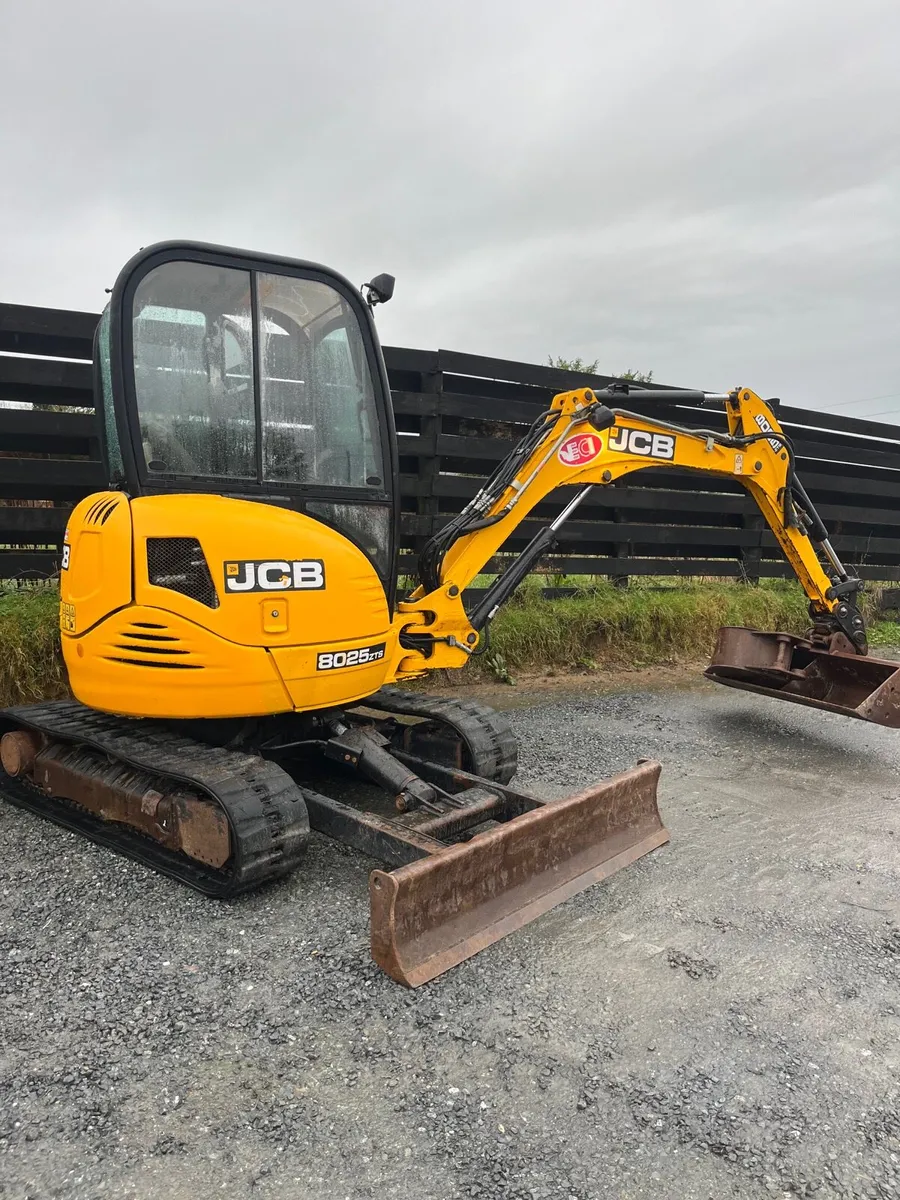 2017 2.8 tonn jcb mini digger - Image 3