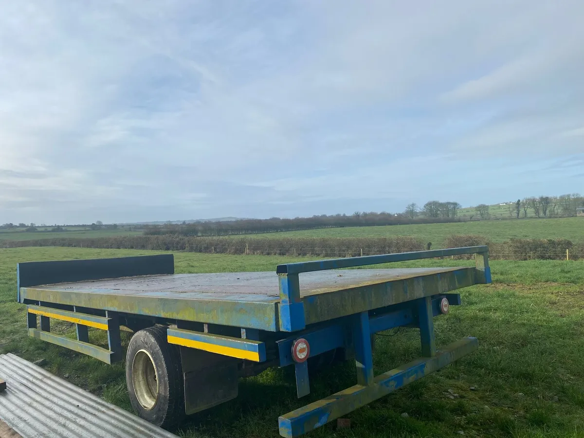 Bale trailer - Image 3