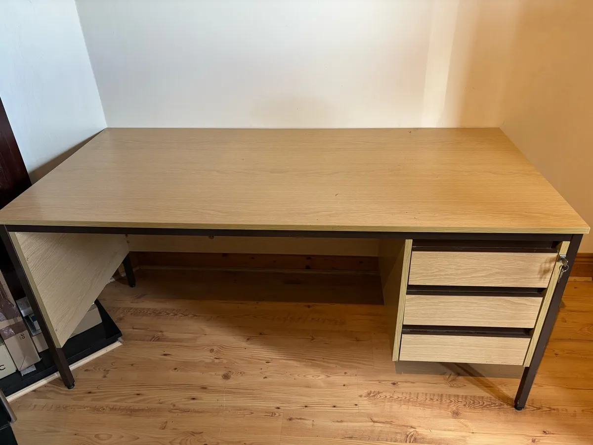 Office Desk - Image 1