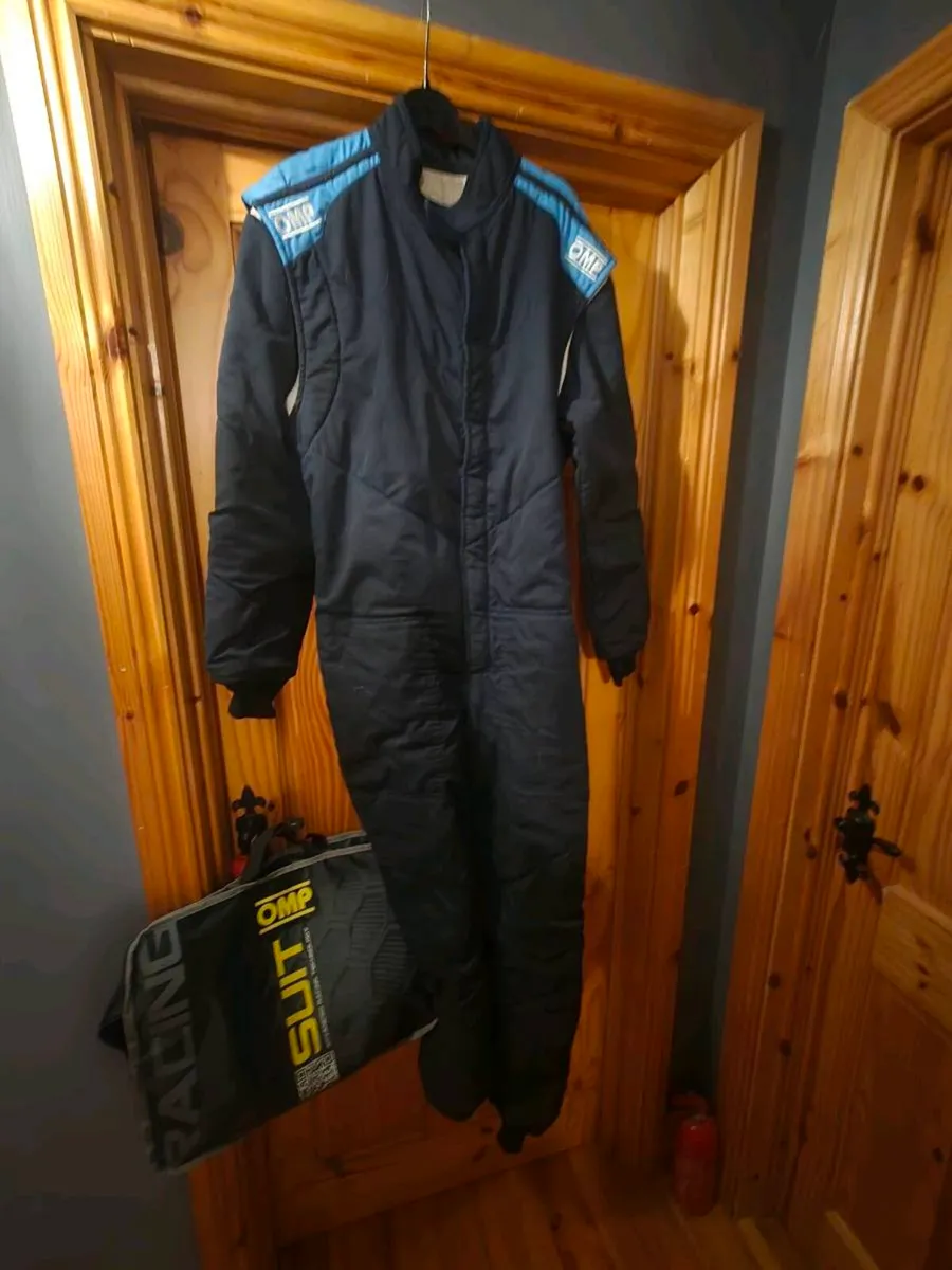 Rally gear - Image 1