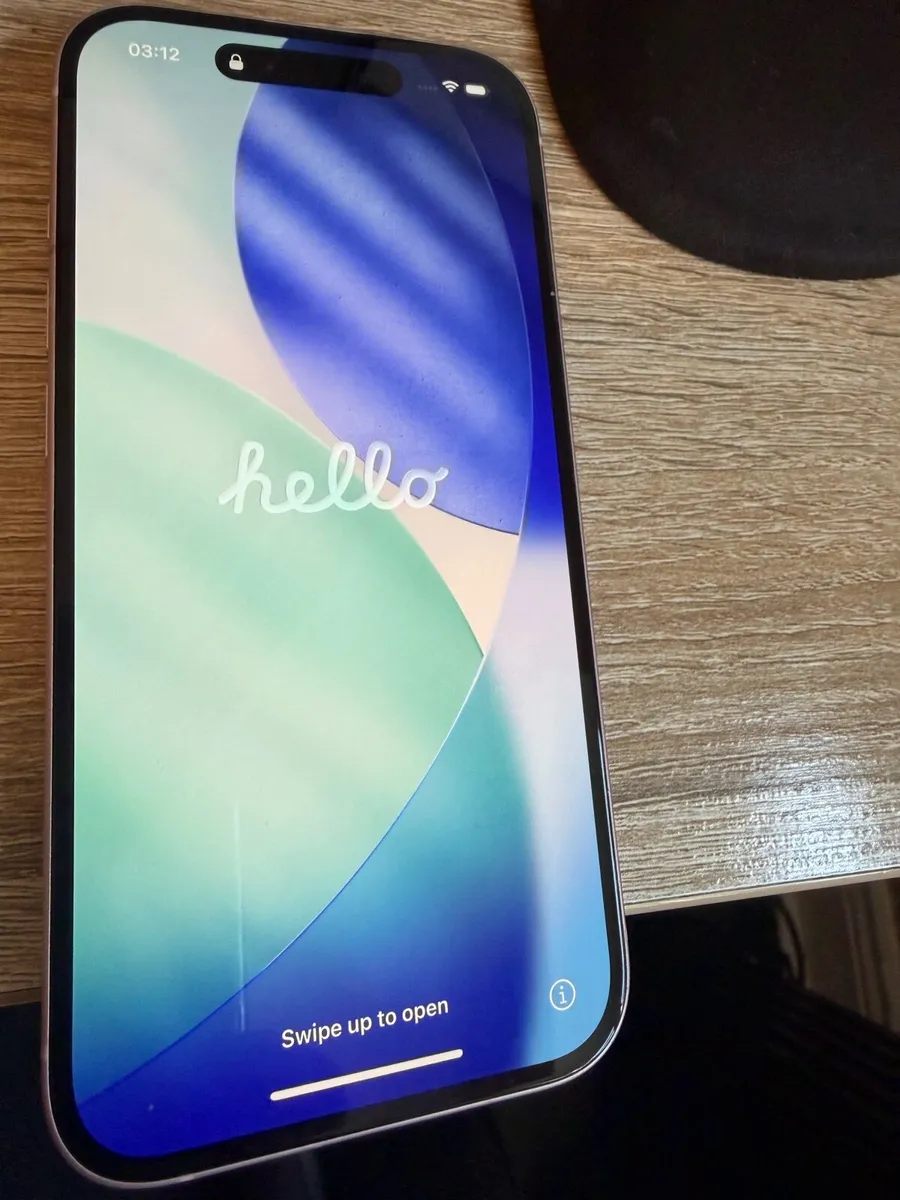 iPhone 15 Pink 128 GB unlocked - Image 4