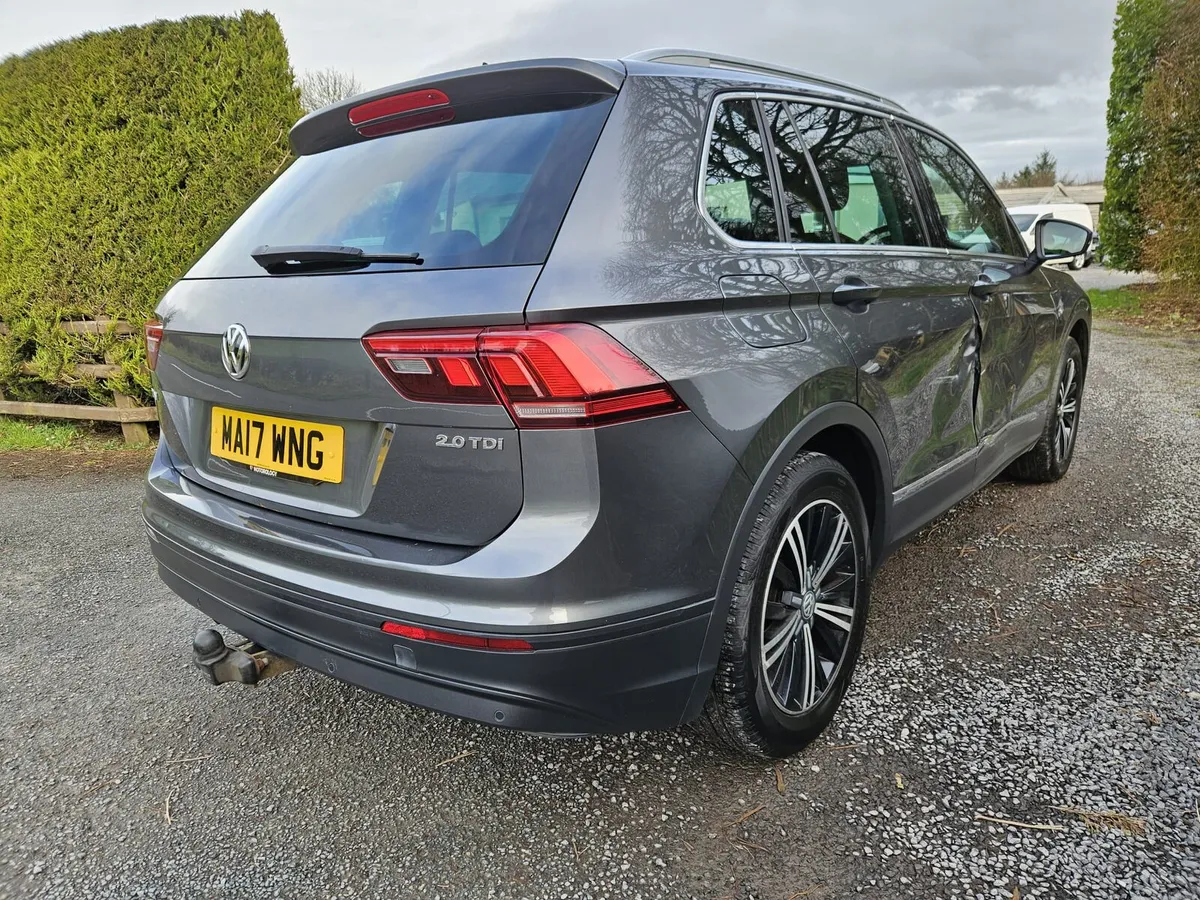 2017 VW Tiguan - Image 4