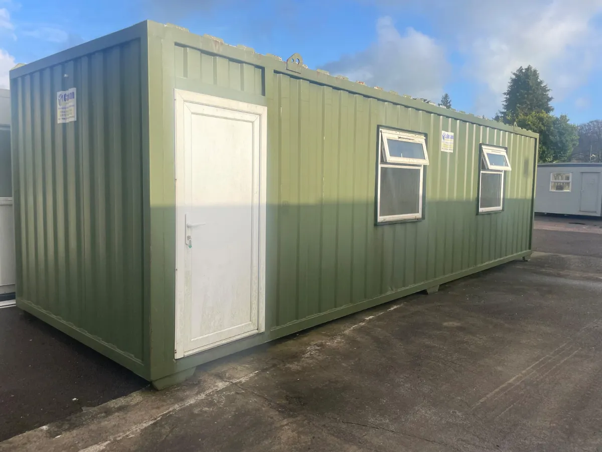 30ft x 10ft anti-vandal Canteen - Image 1