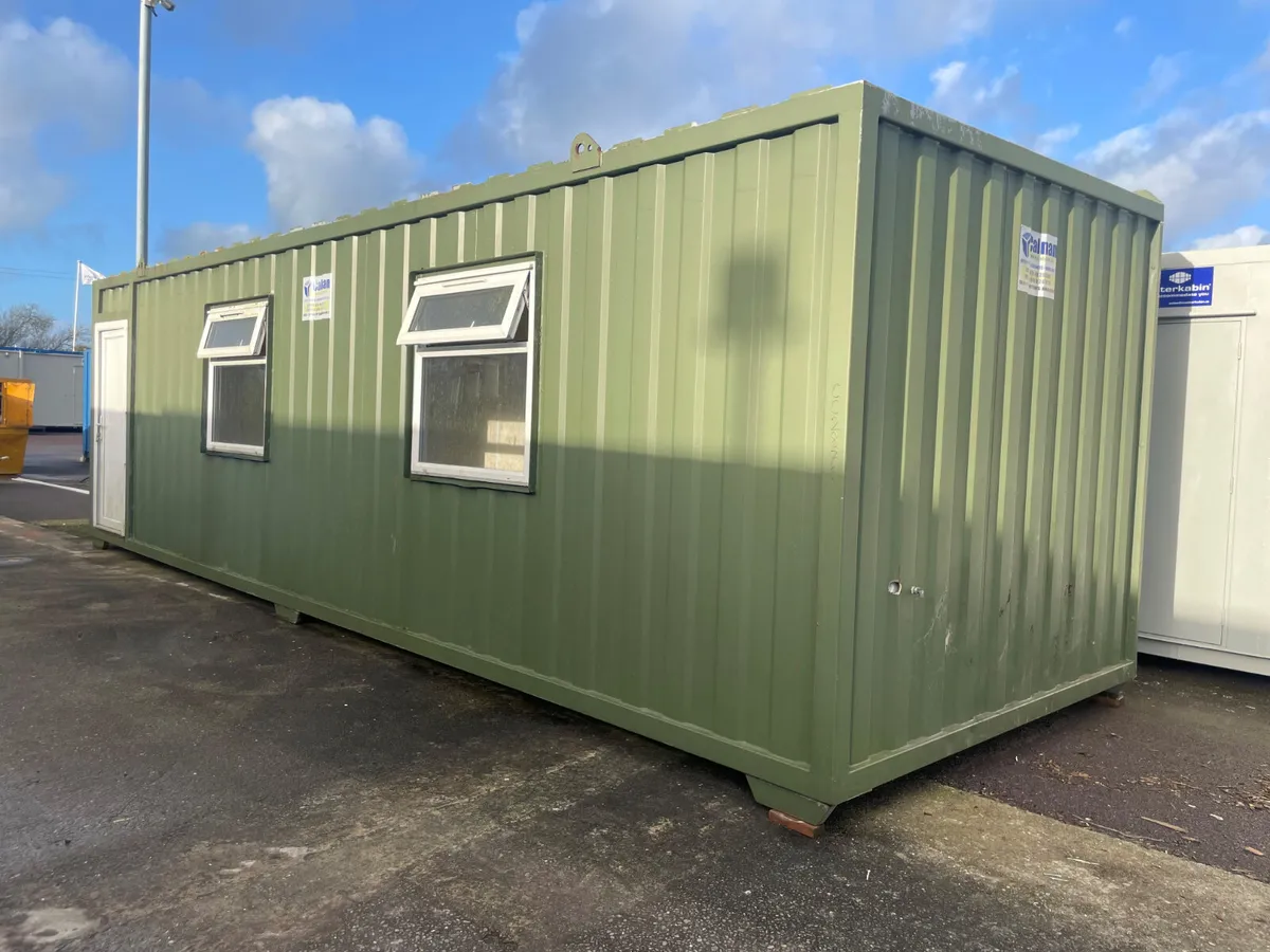 30ft x 10ft anti-vandal Canteen - Image 3