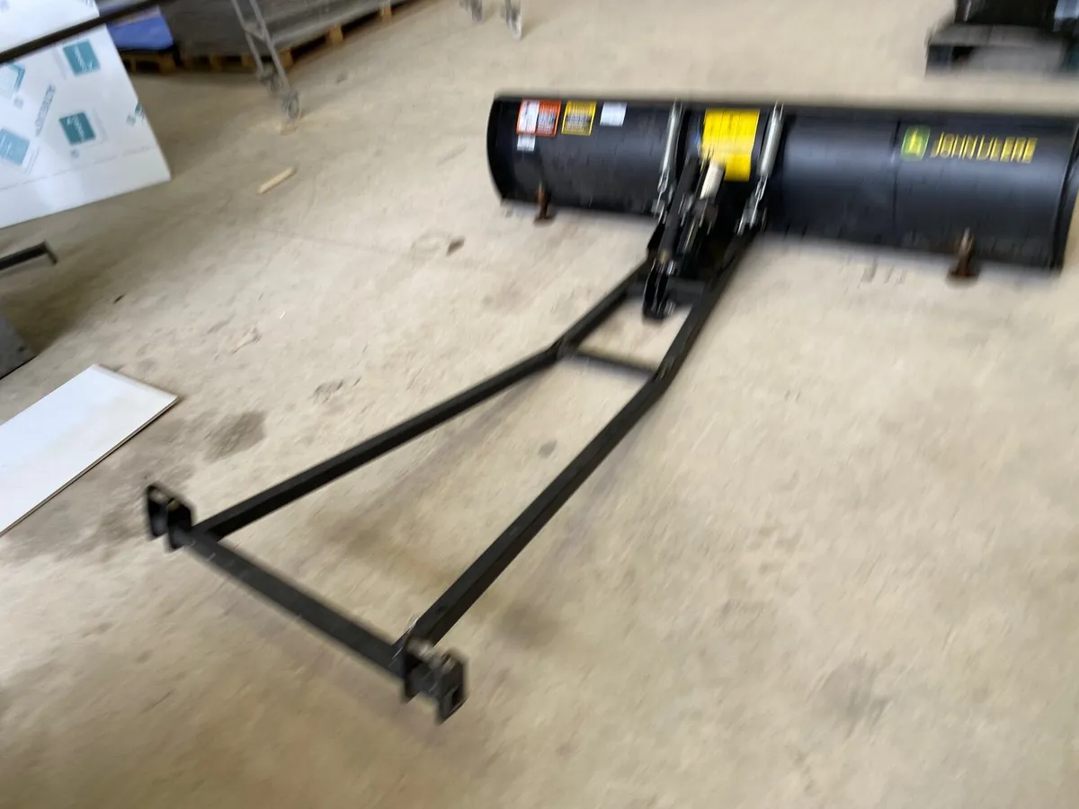 Snow plough for 855D - Image 2