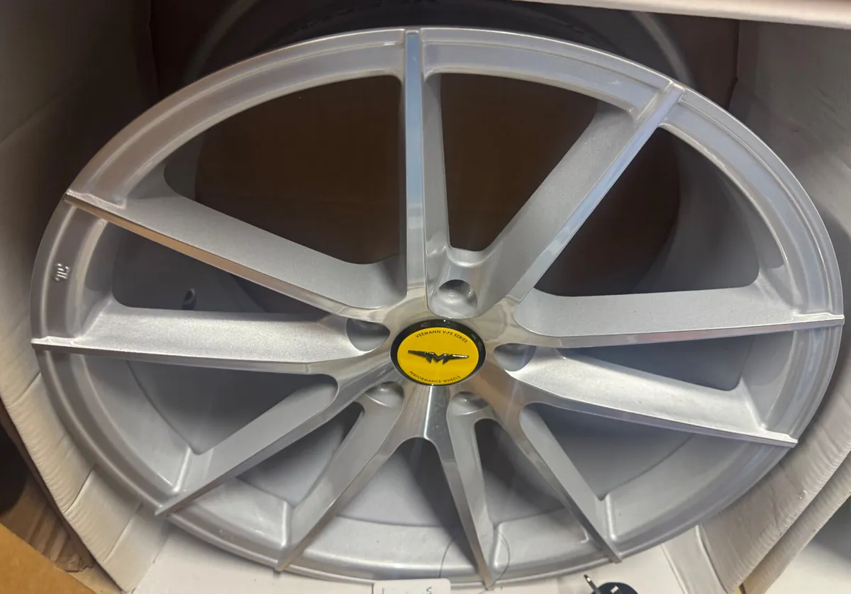 18” veemann vfs25 9.0” concave 5x112