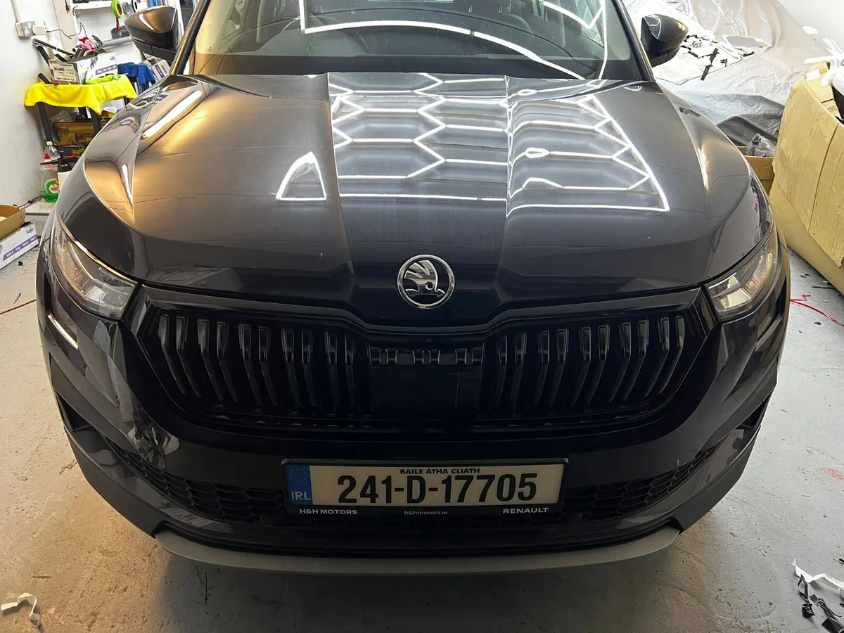 Window tint fitting & dechrome offer - Image 3