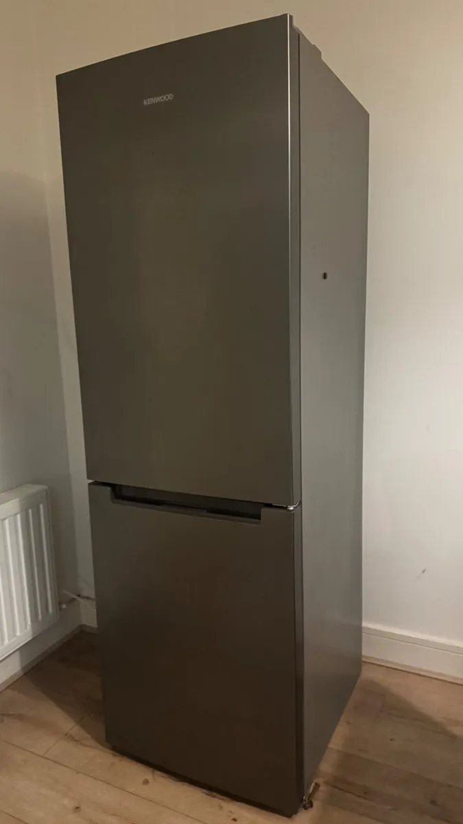 Fridge freezer - Image 2