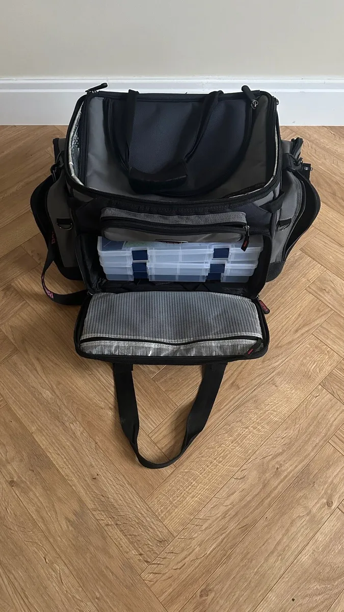 Rapala fishing bag + tackle boxes lures spinners - Image 3