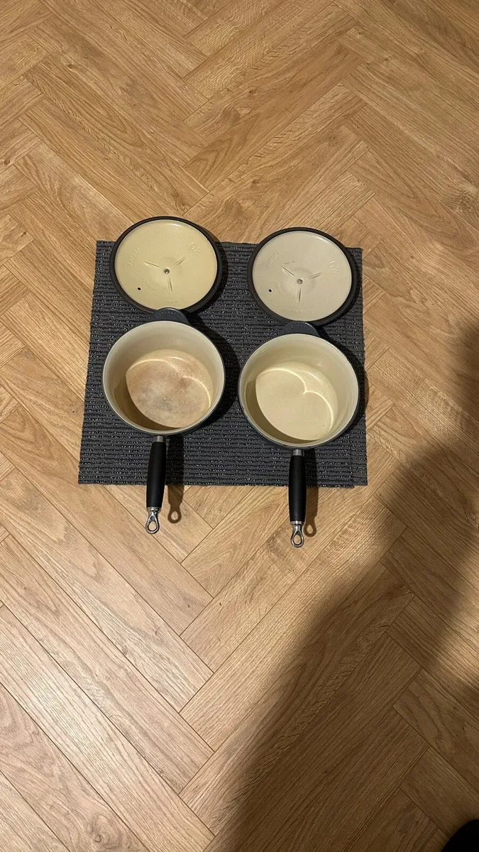 2 Le creuset saucepans pots cookware - Image 2