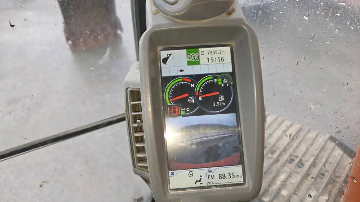 Hitachi Zaxis 130 - Image 4