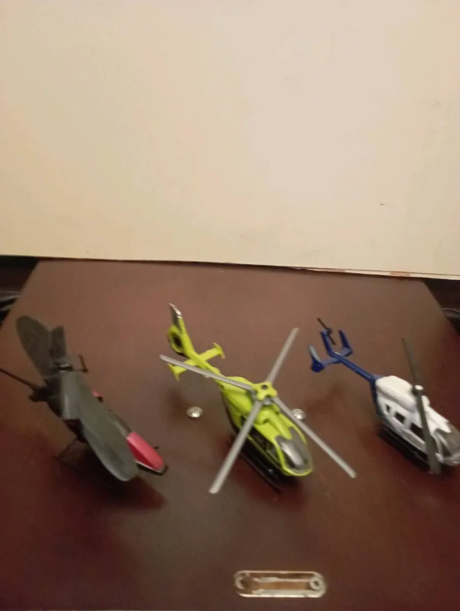 NOW €70 A  COLLECTION OF MINIOATURE  HELICOPTER'S - Image 4