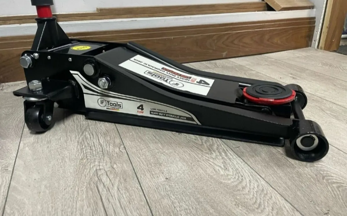 4Ton low profile trolly jack - Image 1