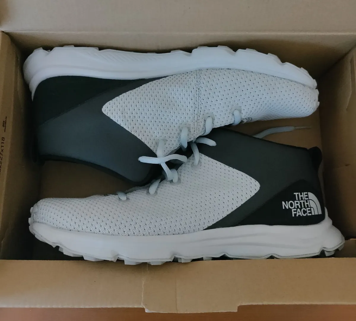 The North Face Mid Boot trainer 8uk New - Image 3