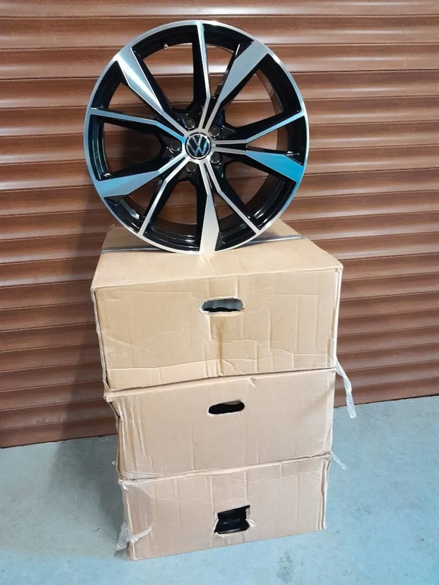 Alloy wheels - Image 2