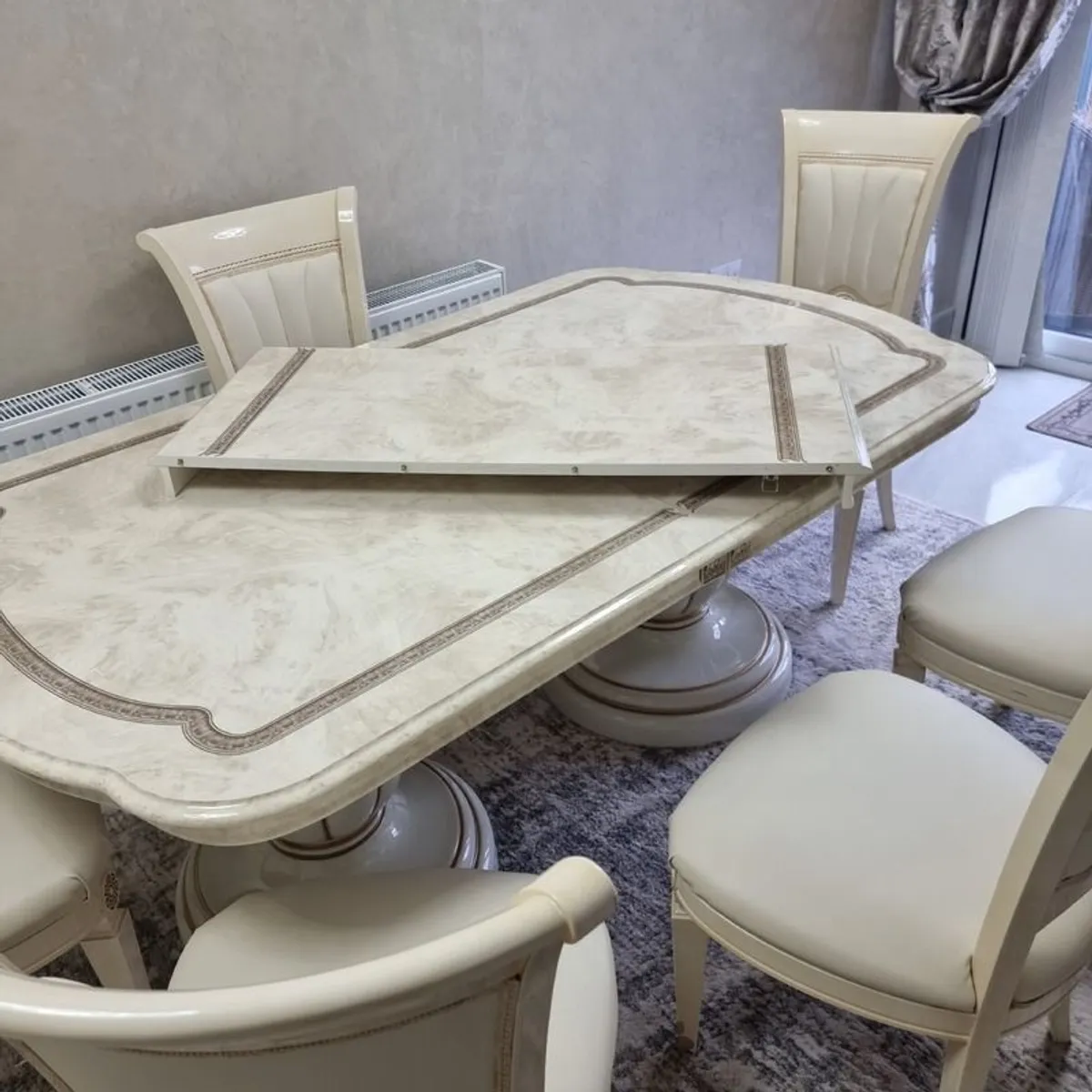 Italian Style Dining Table & Chairs - Image 2