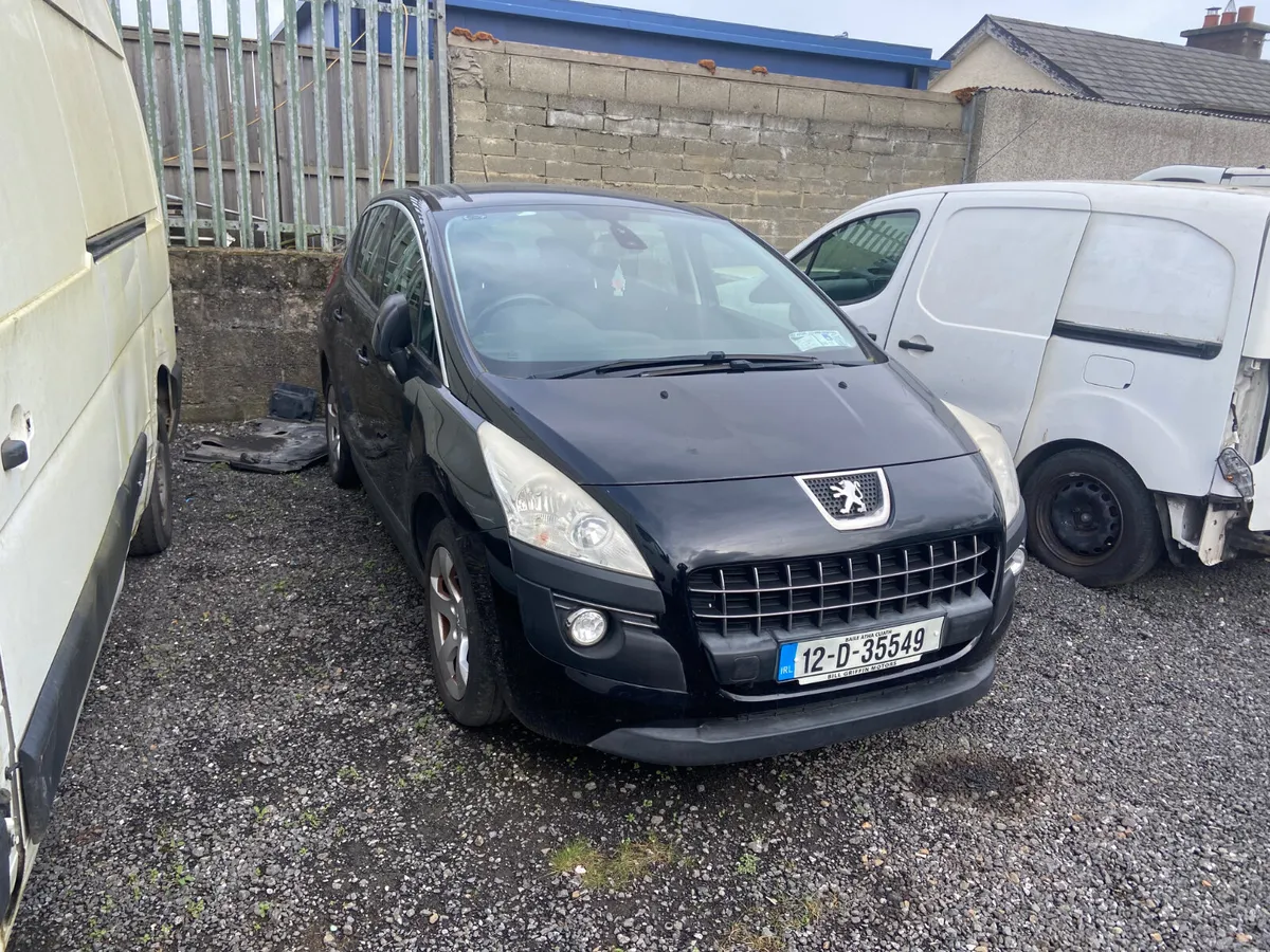 2012 Peugeot 3008 automatic - Image 1