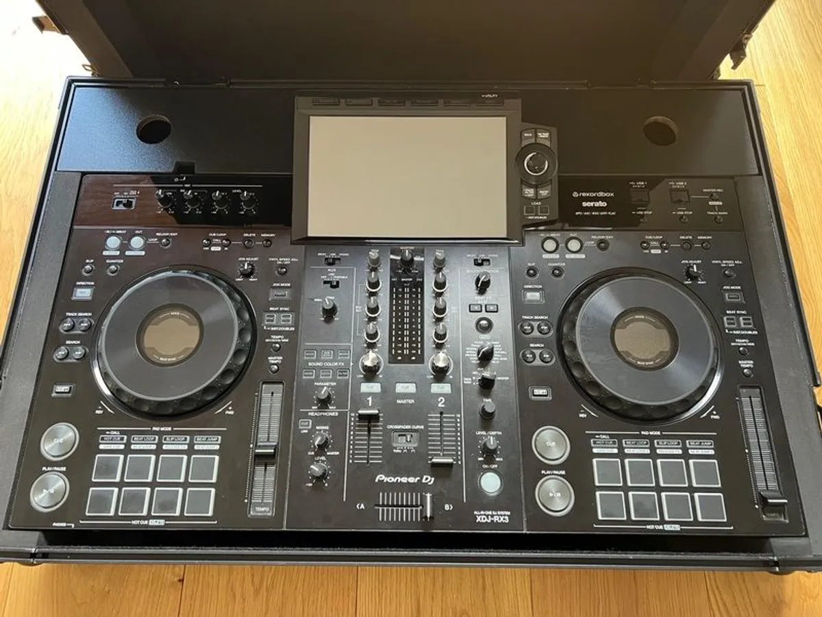 Pioneer RX3 & Flight case - Image 2