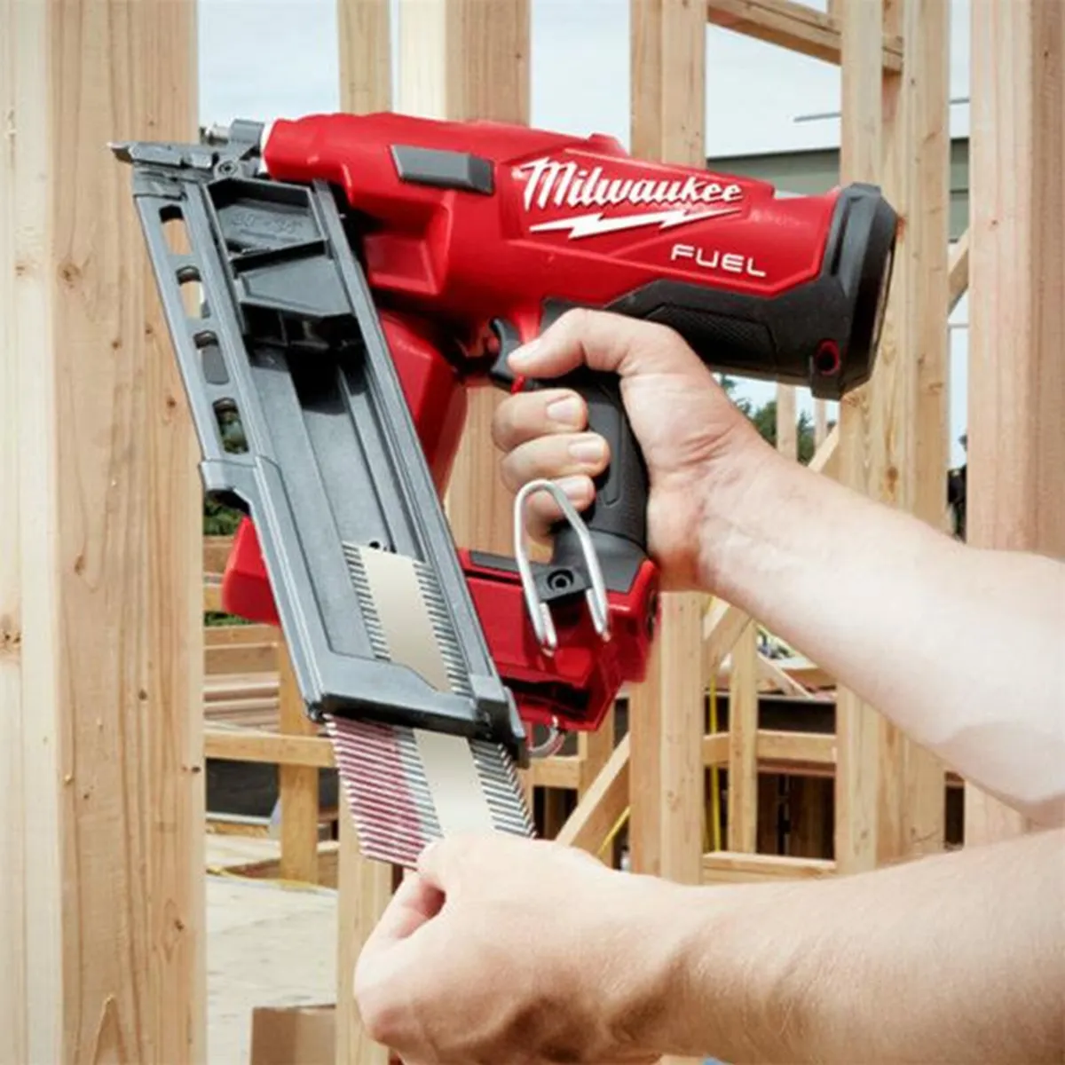 Milwaukee Cordless Framing Nailer – Kitbox, Bare - Image 4