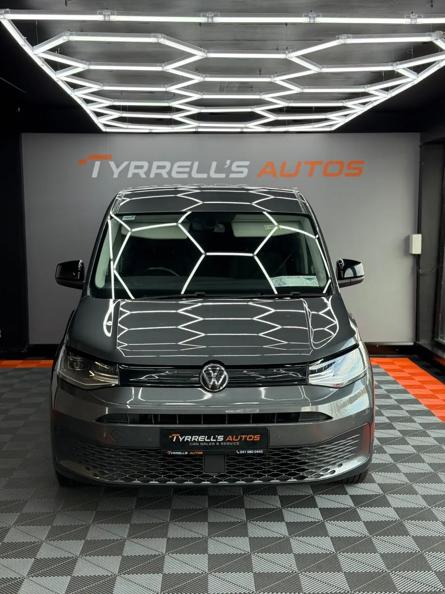 Volkswagen Caddy CARGO 2.0TDI "HIGH SPEC" 2022 - Image 4