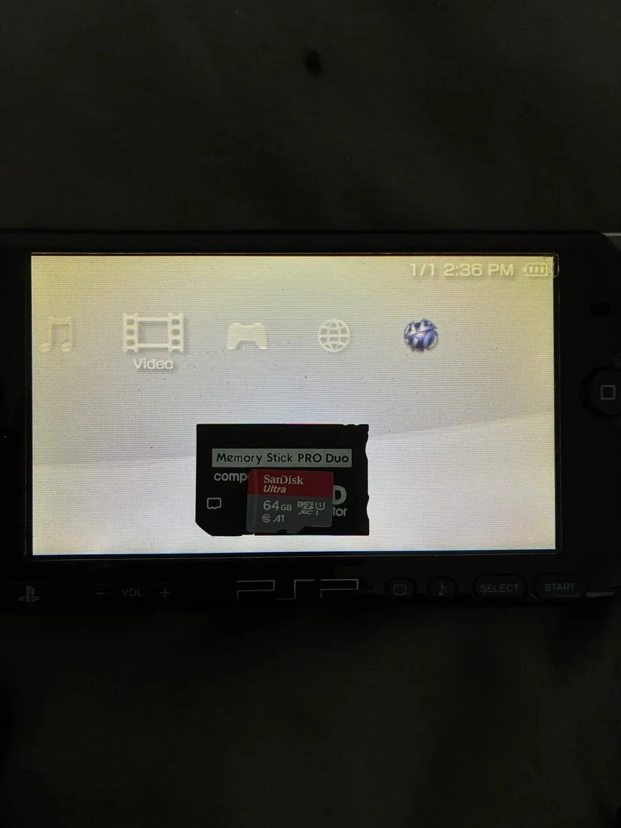 Sony PSP 3000 Modded - 60+ Games | 64Gb + Charger - Image 4