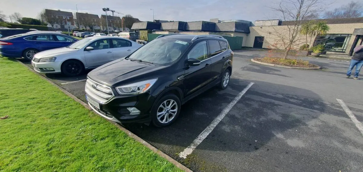 2017 Ford Kuga Crew Cab - Image 1
