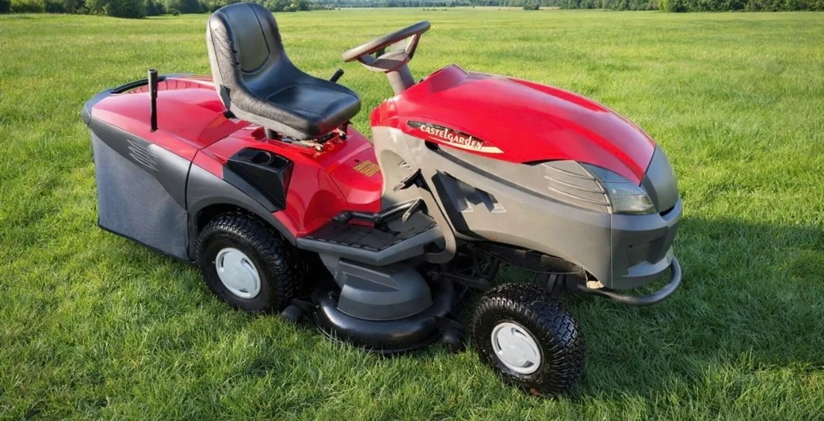 Great Castlegarden ride on mower - Image 1