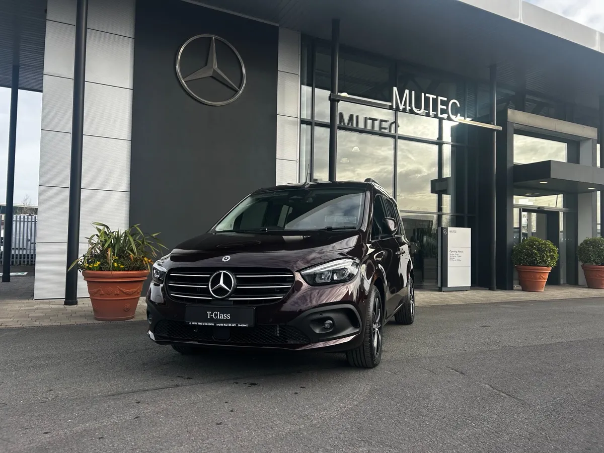 Mercedes-Benz T-Class 180D L - Image 1