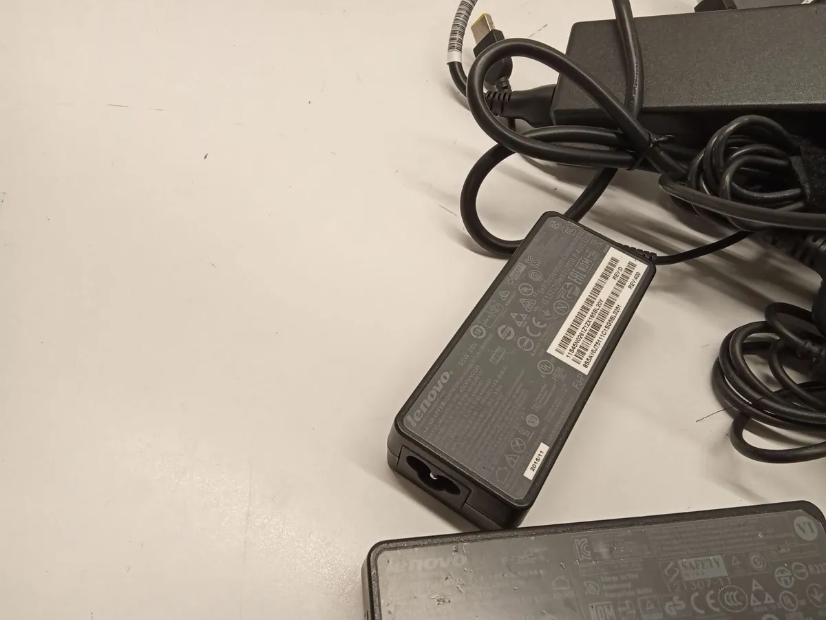 Online Auction Of A Lenovo  Laptop Charger & More! - Image 2