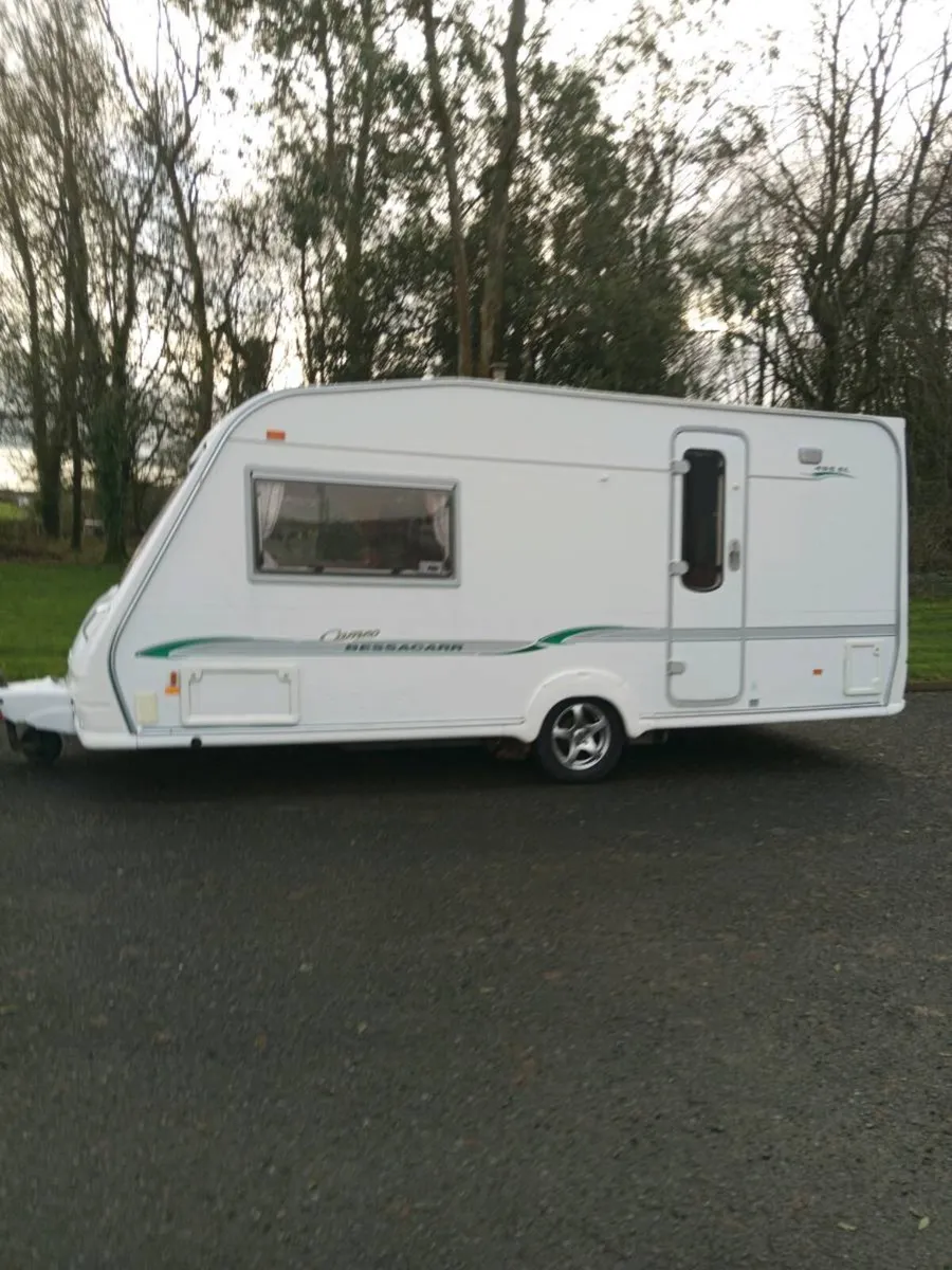 Caravan - Image 2