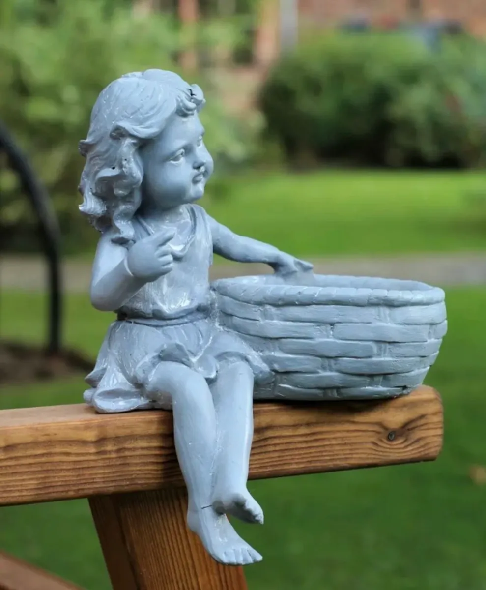 Garden Ornament Boy & Girl Planters NEW - Image 4