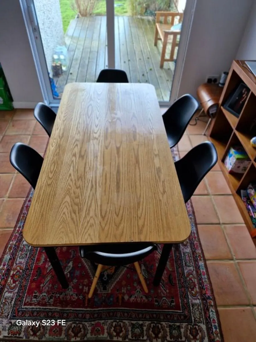 Dining table and 6 Nordic Style Chairs - Image 2