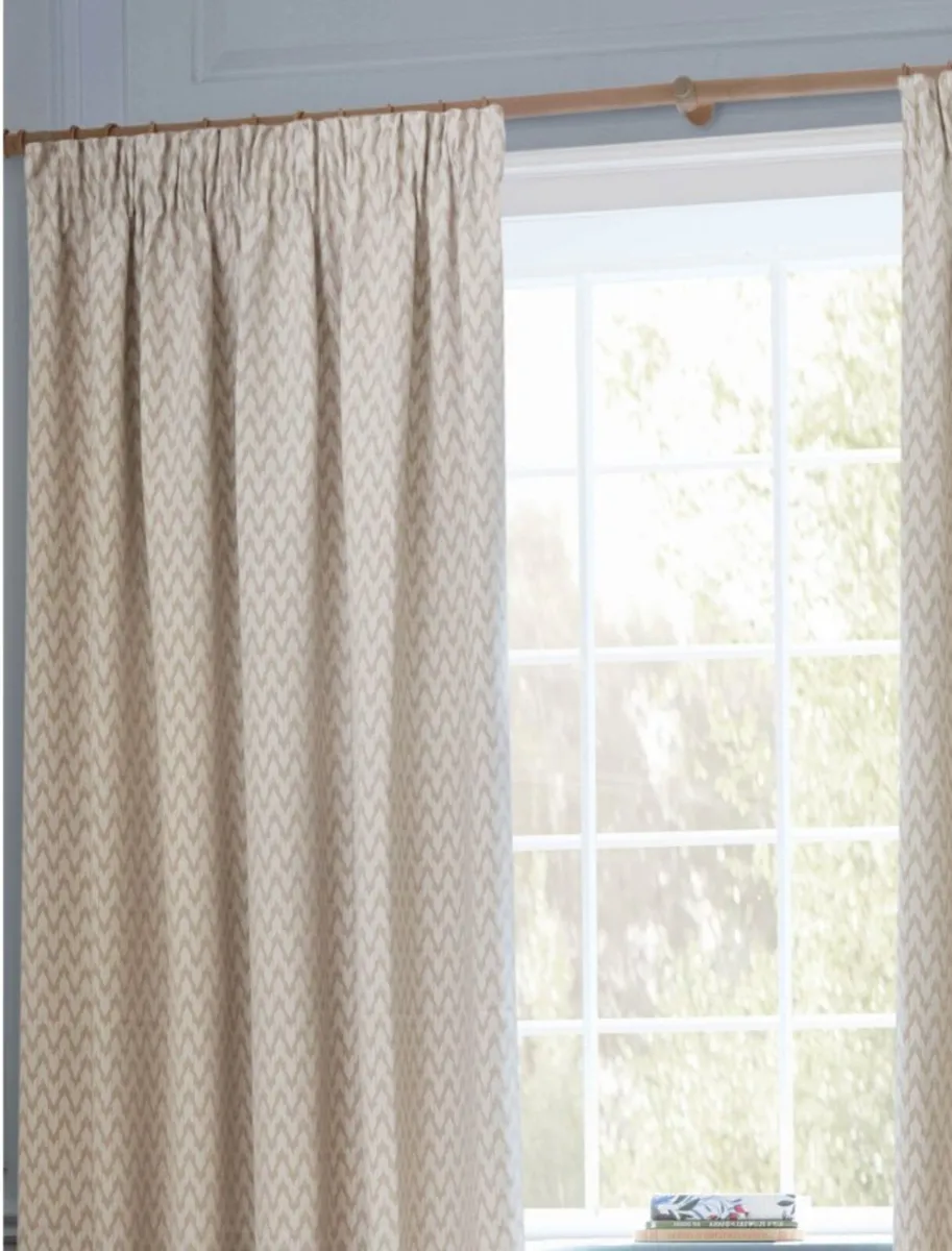 New Sanderson curtains pencil pleat 228Wx228D - Image 2