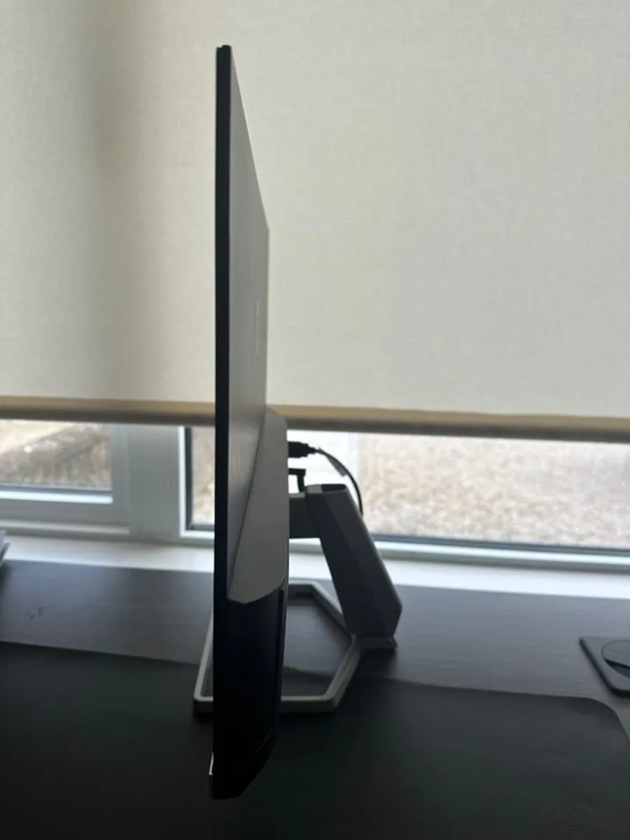 HP Monitor - M24f - Image 3