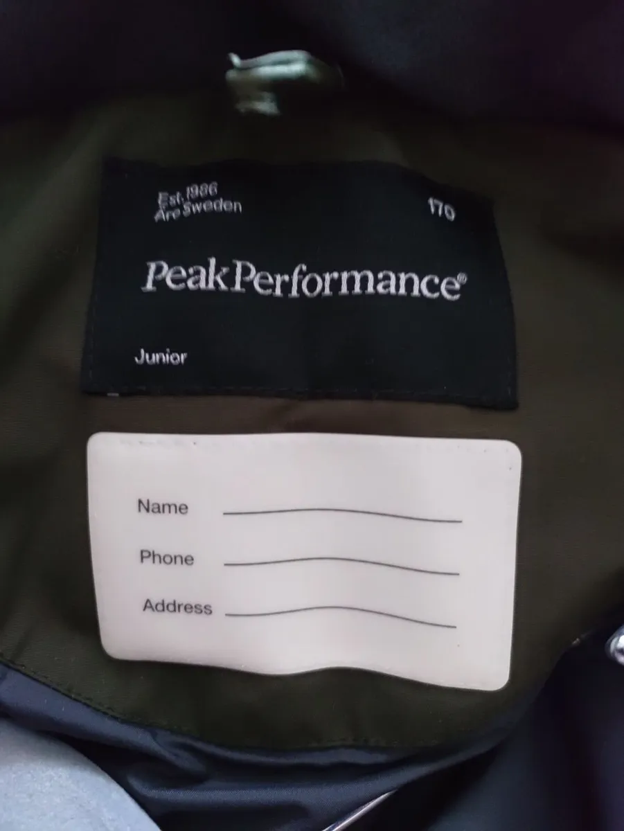Peak Performance designer Ski jkt 170cm XXS New - Image 2