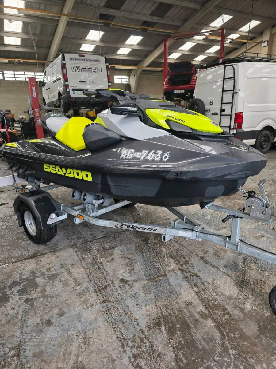 Shadow GTR 230 - Image 1