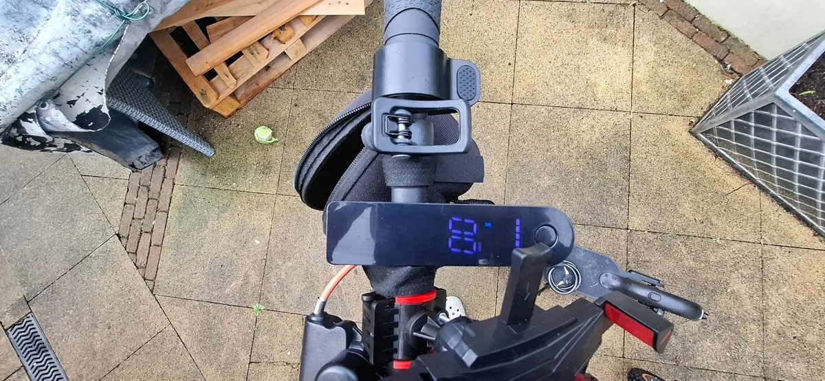 TWOFISH V1 MAX eScooters – 2 Available - Image 3