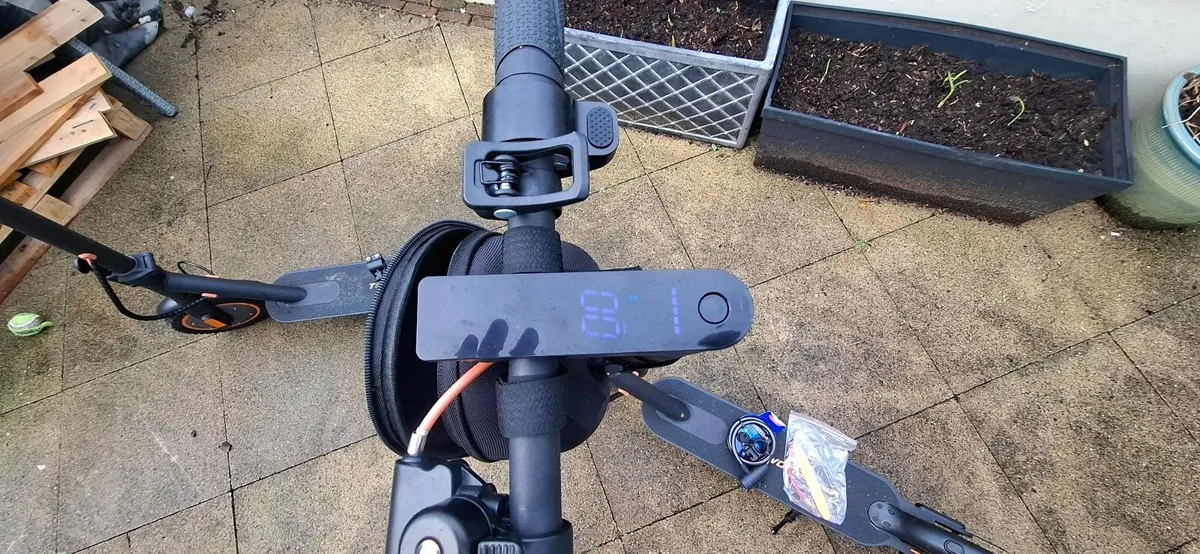 TWOFISH V1 MAX eScooters – 2 Available - Image 2