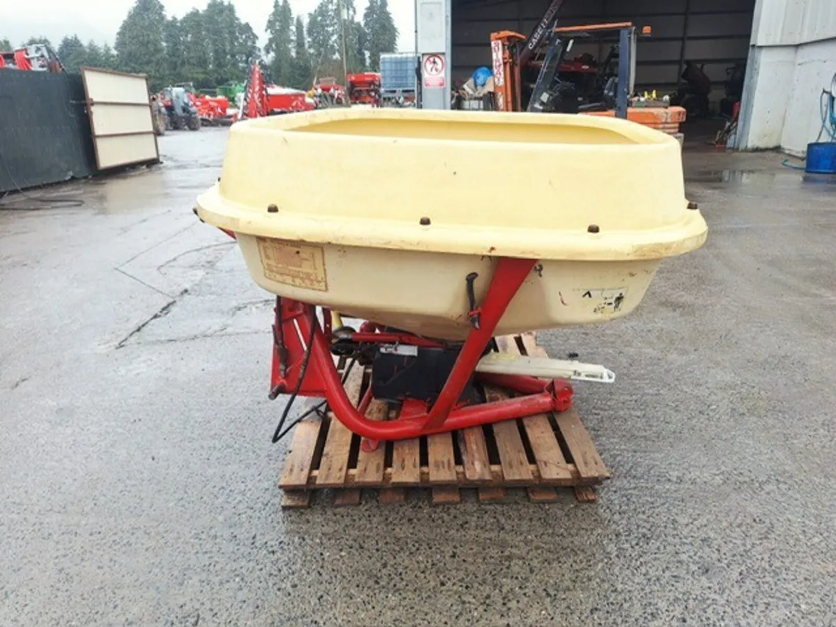Vicon Wagtail Manure Spreader - Image 3