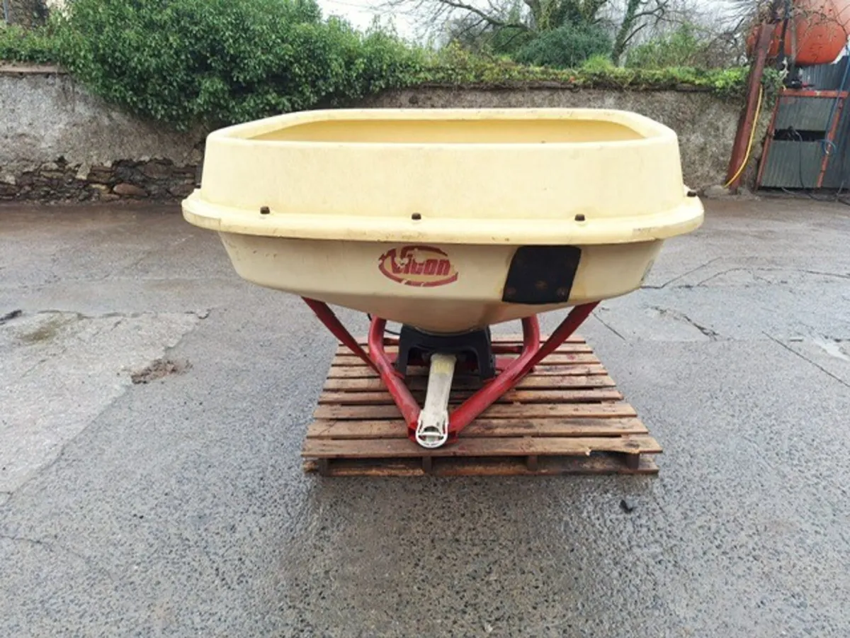 Vicon Wagtail Manure Spreader - Image 1