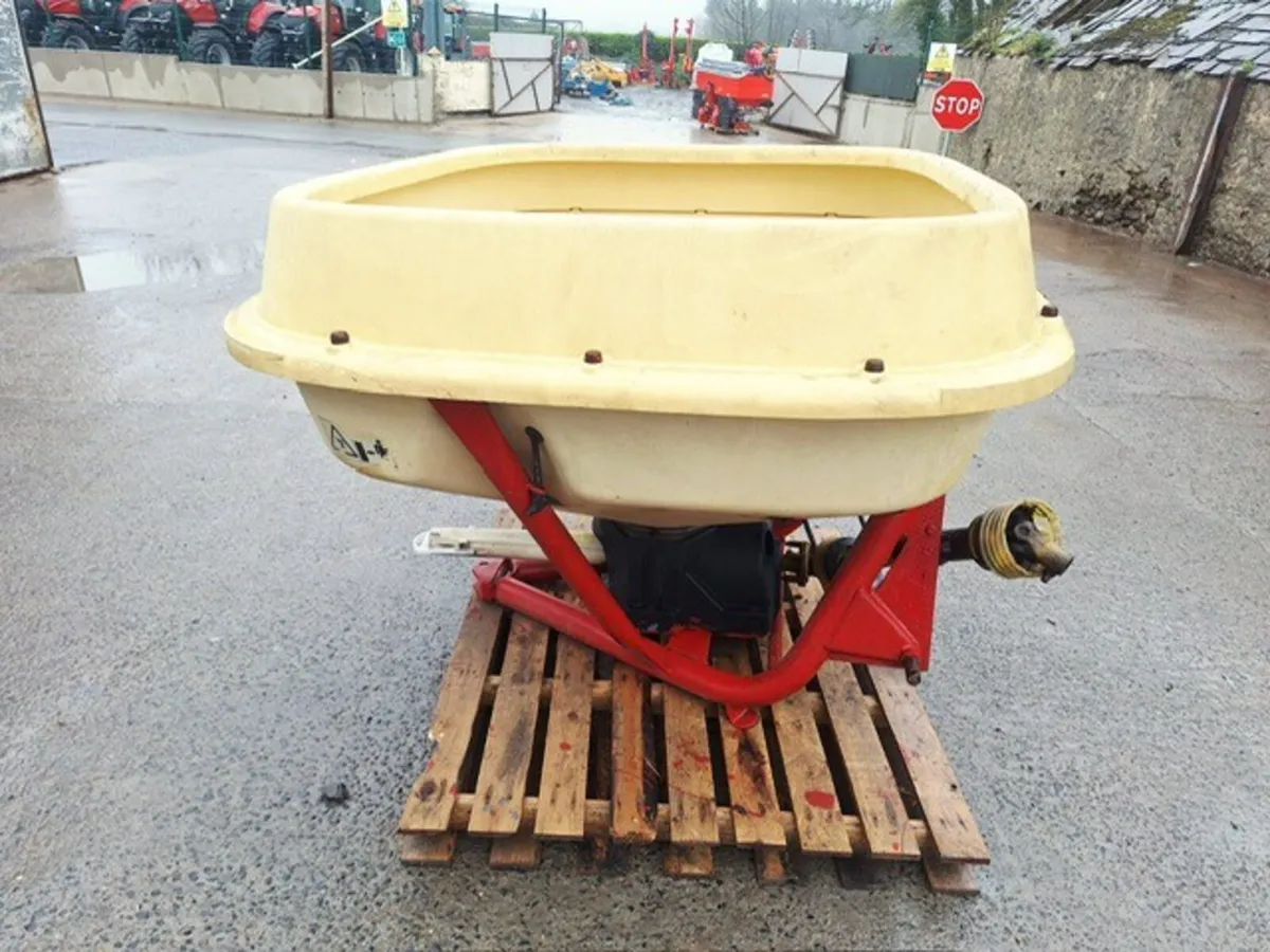Vicon Wagtail Manure Spreader - Image 4