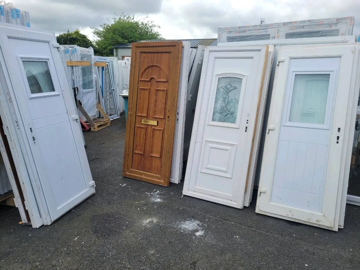 Toms pvc doors D22PP30 - Image 1