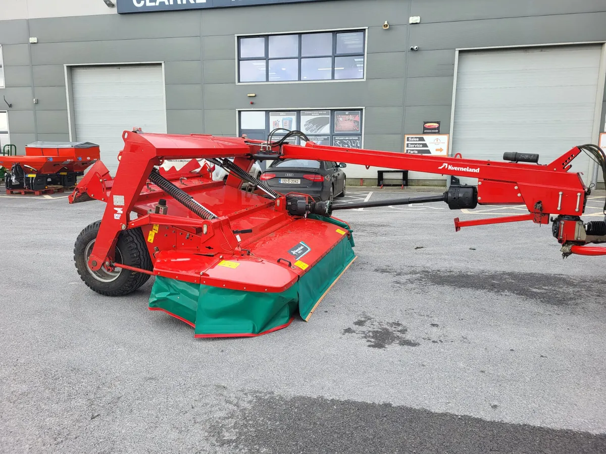 2019 Kverneland 4328 9ft Trailed Mower - Image 2