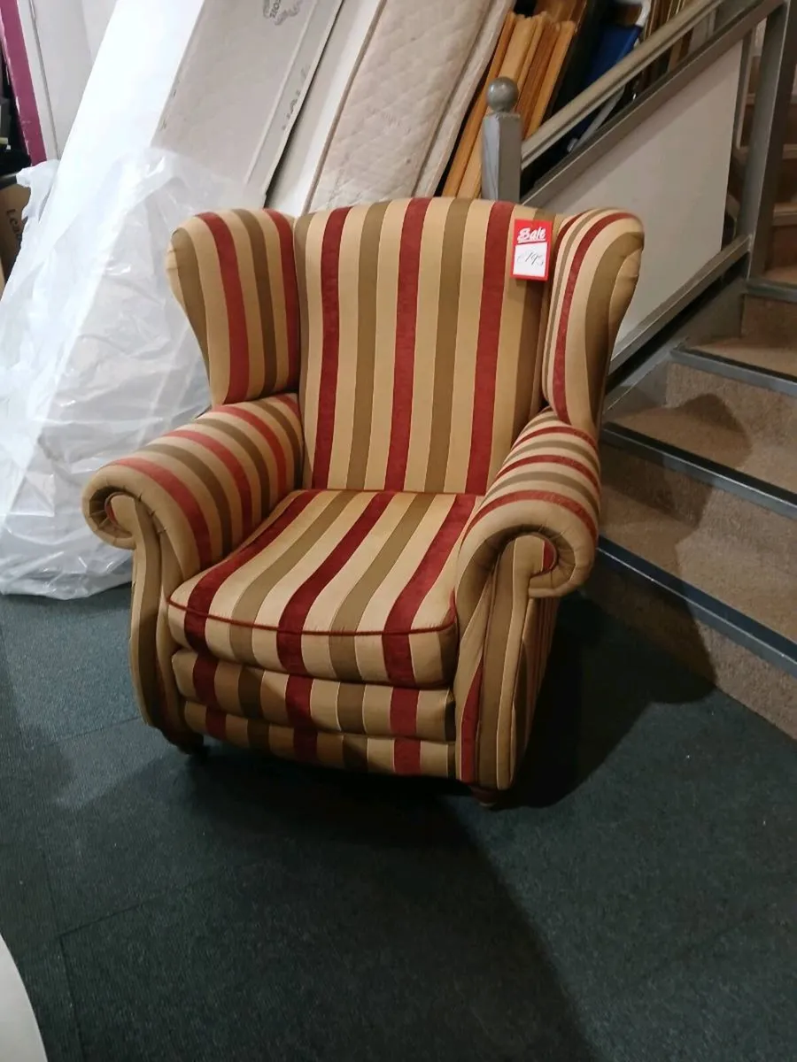 Large style chair - Image 1
