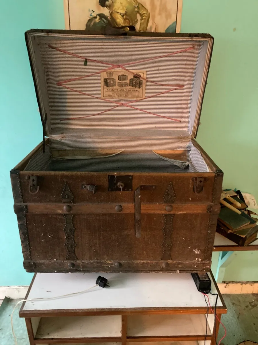 Old chest 1900s - Image 2