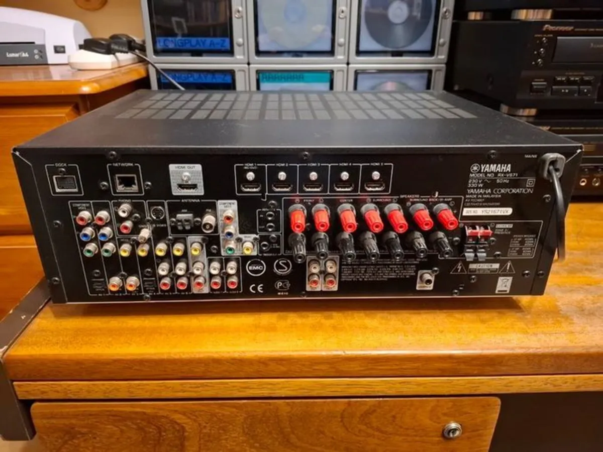 Yamaha RX-V671 3D AV Receiver c/w remote - AS NEW - Image 4