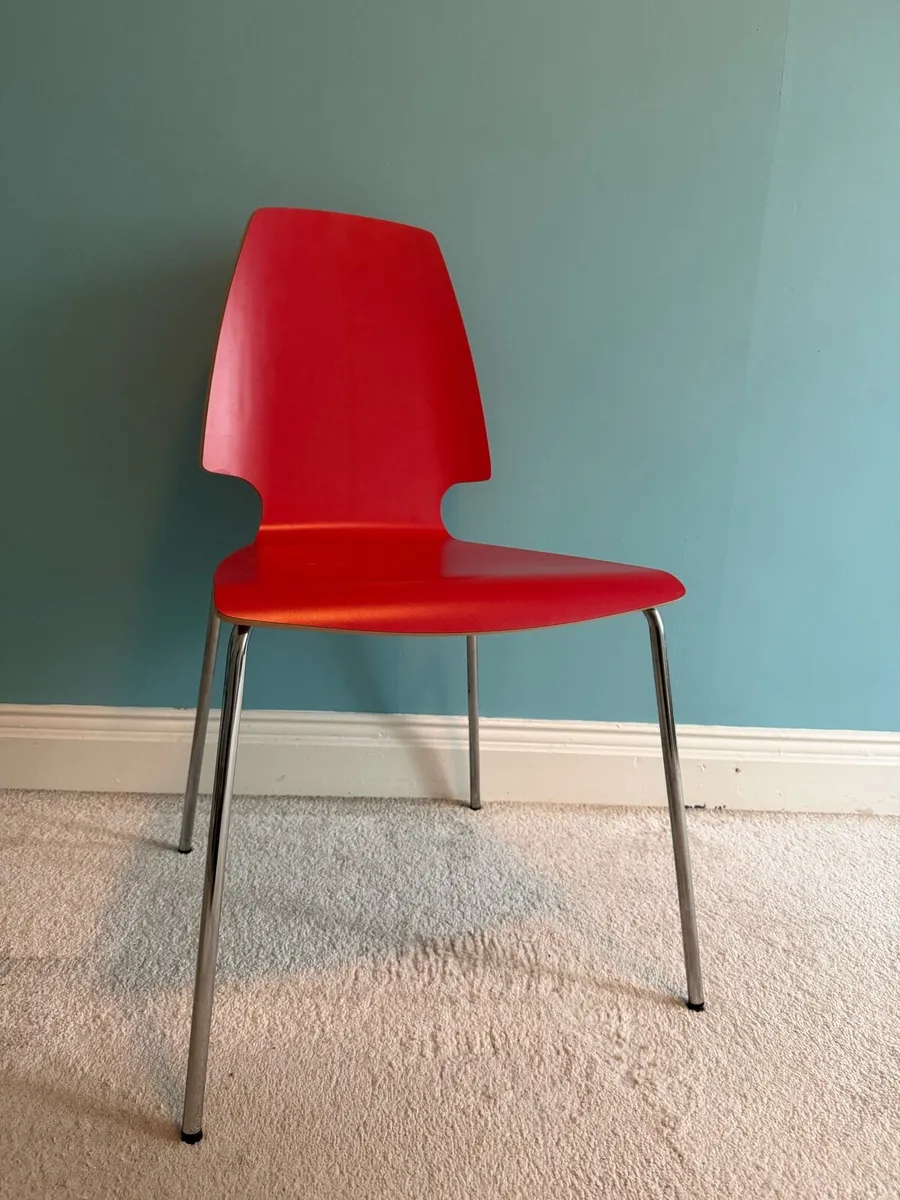 Red Chair; like new - Image 1
