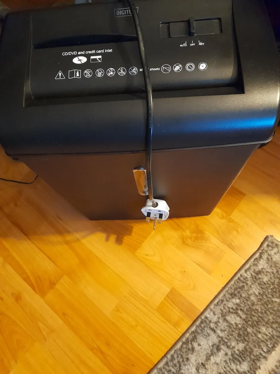 DIGITUS X7CD Paper Shredder - Image 4